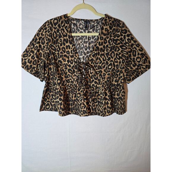 Vero Moda Animal Print Tie Front Top - Size Small - Picture 1 of 3
